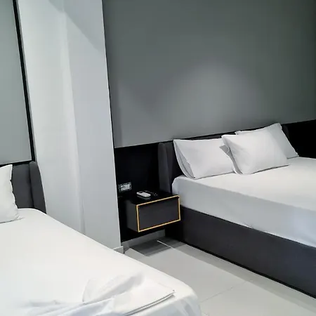 Garden 3* Golem (Tirana)