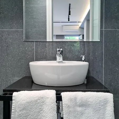 Garden 3* Golem (Tirana)