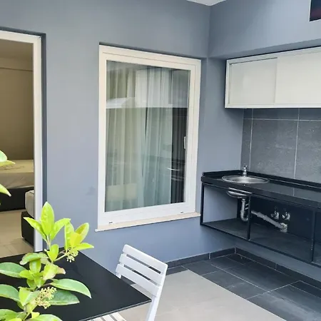 Garden Aparthotel
